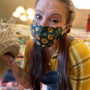 Meet your Posher, Melissa